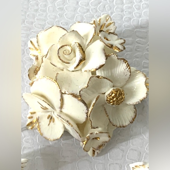 Signed Coalbrook china Flower Brooch Earrings  MADE IN ENGLAND - Picture 2 of 10